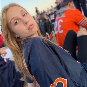 Meet your Posher, Madeline